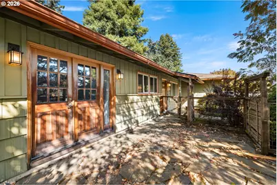 16325 NE Hoyt St, Portland, OR 97230 - Photo 5