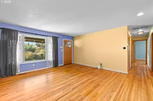 16325 NE Hoyt St, Portland, OR 97230 - Photo 9
