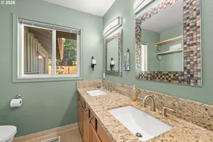 16325 NE Hoyt St, Portland, OR 97230 - Photo 21