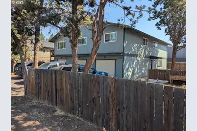 688 SE Centennial St, Bend, OR 97702 - Photo 1