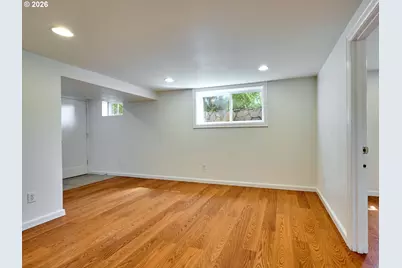 112 NW 3rd Ave, Canby, OR 97013 - Photo 9