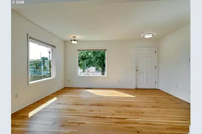 112 NW 3rd Ave, Canby, OR 97013 - Photo 3