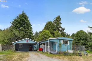 1098 S Harbor St, Rockaway Beach, OR 97136 - Photo 1