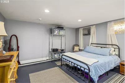 3105 SE Washington St, Milwaukie, OR 97222 - Photo 27