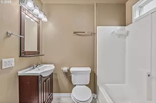 2132 Washington Way, Longview, WA 98632 - Photo 11