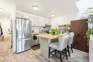 1000 SE Bay Blvd, Newport, OR 97365 - Photo 9