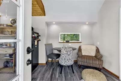 901 S McLoughlin Blvd #B, Oregon City, OR 97045 - Photo 3