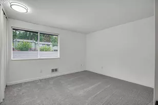 23925 NE Treehill Dr, Wood Village, OR 97060 - Photo 27