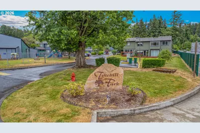 23925 NE Treehill Dr, Wood Village, OR 97060 - Photo 5