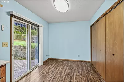 2110 Sycamore Pl, Longview, WA 98632 - Photo 5