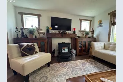 410 Church St, Gaston, OR 97119 - Photo 3