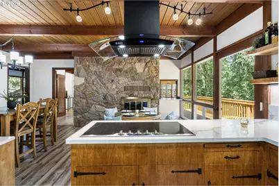 1212 Whistlers Ln, Roseburg, OR 97470 - Photo 11