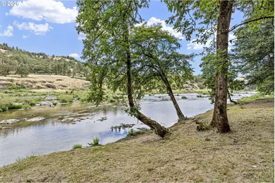 1212 Whistlers Ln, Roseburg, OR 97470 - Photo 3