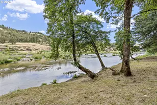 1212 Whistlers Ln, Roseburg, OR 97470 - Photo 3
