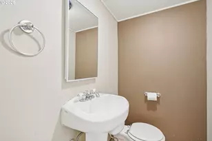 4801 NE 42nd Ave, Portland, OR 97218 - Photo 25