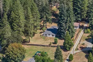261 Old Booth Ln, Glendale, OR 97442 - Photo 17