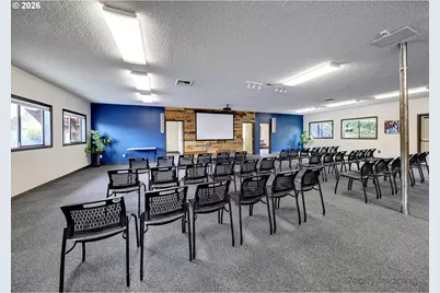 18390 SW Farmington Rd, Beaverton, OR 97007 - Photo 17