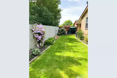 60 Heritage Blvd, Longview, WA 98632 - Photo 5