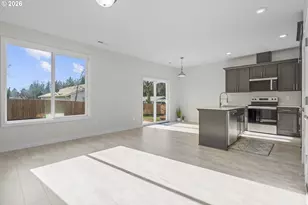 175 W 8th St, Lafayette, OR 97127 - Photo 11