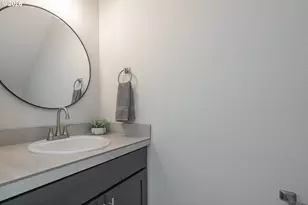 175 W 8th St, Lafayette, OR 97127 - Photo 19