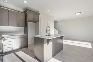 175 W 8th St, Lafayette, OR 97127 - Photo 9