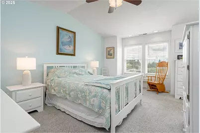 421 SE Davis St, Dallas, OR 97338 - Photo 21