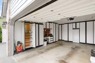 421 SE Davis St, Dallas, OR 97338 - Photo 33