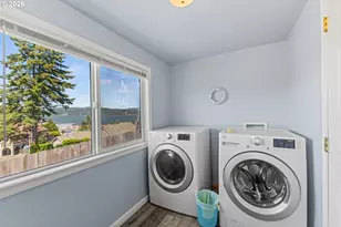 2211 Sherman Ave, North Bend, OR 97459 - Photo 23