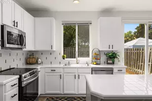 3295 SW 179th Terrace, Beaverton, OR 97003 - Photo 9