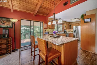 11046 Winstanley Dr, Lyons, OR 97358 - Photo 9