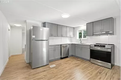 1901 SE Minter Bridge Rd #10, Hillsboro, OR 97123 - Photo 9