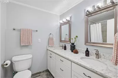 16070 S Holcomb Blvd, Oregon City, OR 97045 - Photo 19
