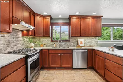 16070 S Holcomb Blvd, Oregon City, OR 97045 - Photo 11