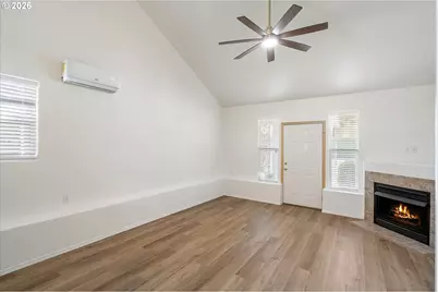 2879 NE Division St, Gresham, OR 97030 - Photo 9