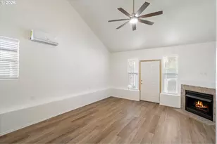 2879 NE Division St, Gresham, OR 97030 - Photo 9