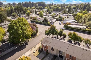 2879 NE Division St, Gresham, OR 97030 - Photo 41