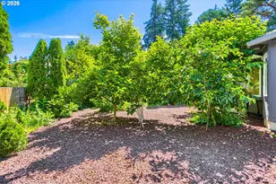 4725 SW Palatine St, Portland, OR 97219 - Photo 31