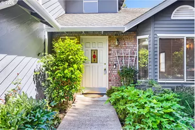 4725 SW Palatine St, Portland, OR 97219 - Photo 3