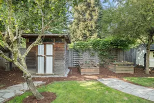 13325 SW Pearl St, Beaverton, OR 97005 - Photo 37