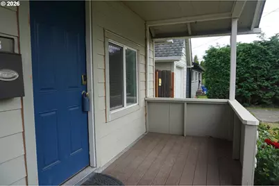 608 S 6th Ave, Kelso, WA 98626 - Photo 3