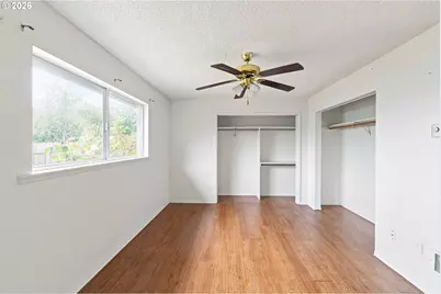 2010 Lindberg Ave, Coos Bay, OR 97420 - Photo 15