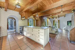 1820 E 28th Ave, Eugene, OR 97403 - Photo 11