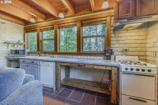 1820 E 28th Ave, Eugene, OR 97403 - Photo 39