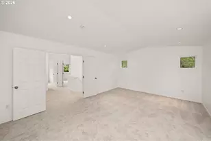 8416 SW Cedarcrest St, Portland, OR 97223 - Photo 27