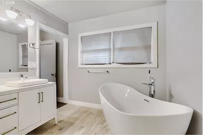 4201 SE Harold St, Portland, OR 97206 - Photo 13
