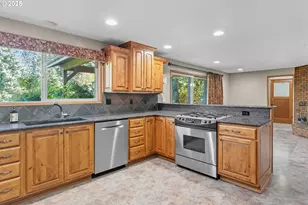 25152 SW Ladd Hill Rd, Sherwood, OR 97140 - Photo 9