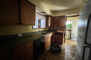 310 SE Dayton Ave, McMinnville, OR 97128 - Photo 9