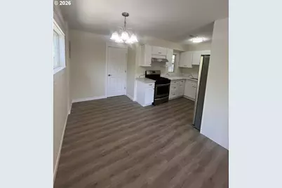 9805 N Central St, Portland, OR 97203 - Photo 5