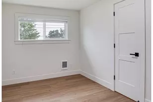 1218 NW Lake St, Newport, OR 97365 - Photo 19