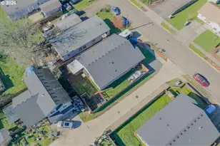 806 Wassom St, Lebanon, OR 97355 - Photo 35